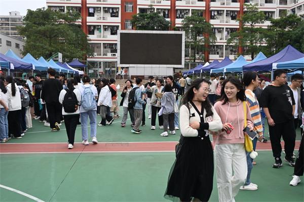 现场图片1.jpg